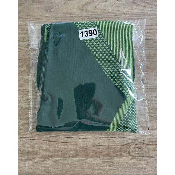 Fabletics Seamless Colorblock Leggings Womens L‎ Green High Rise Athletic Yoga - Picture 9 of 9